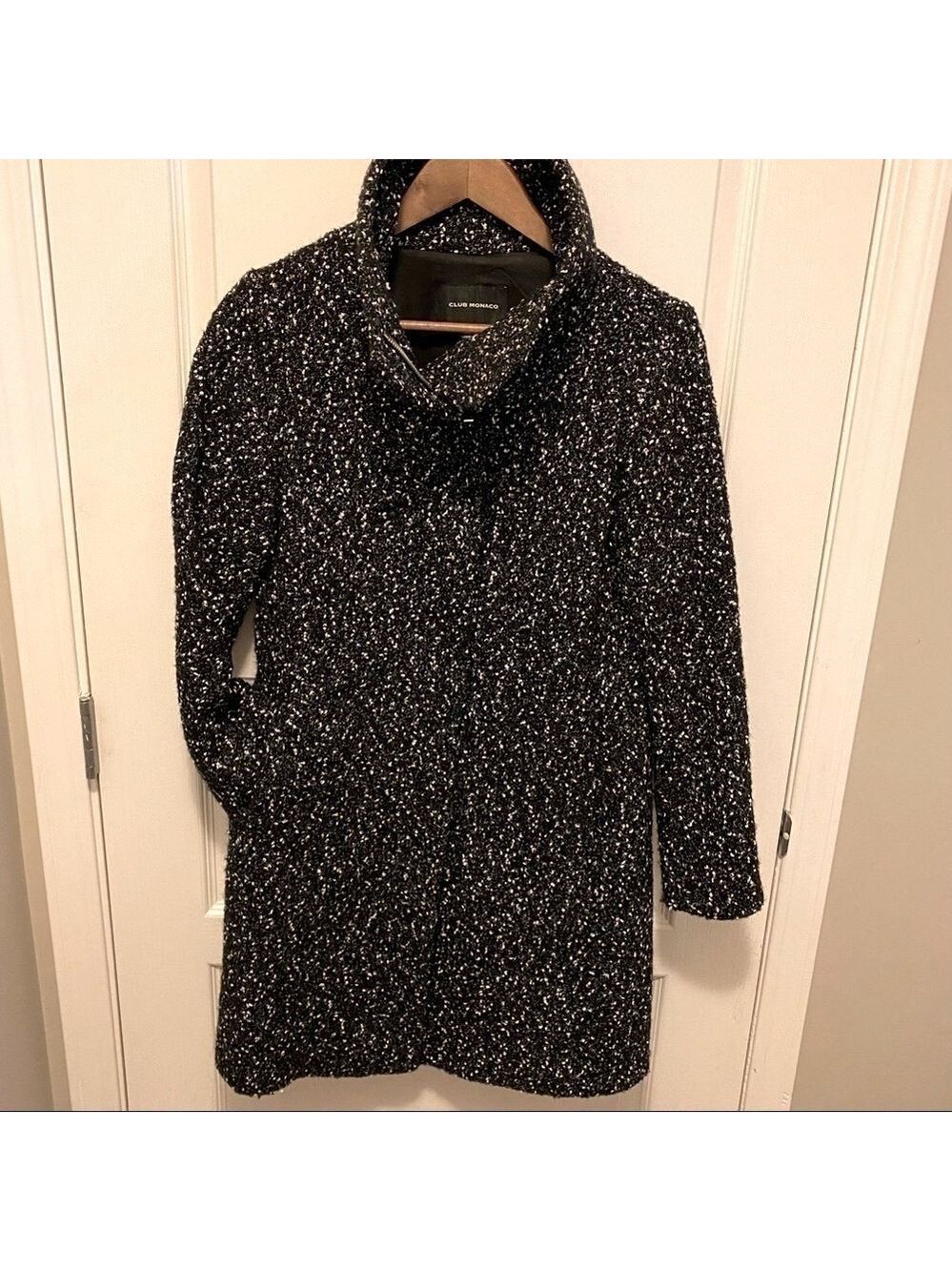 Club Monaco. Tweed Funnel Neck Wool blend coat. Black and white. - Picture 5 of 15